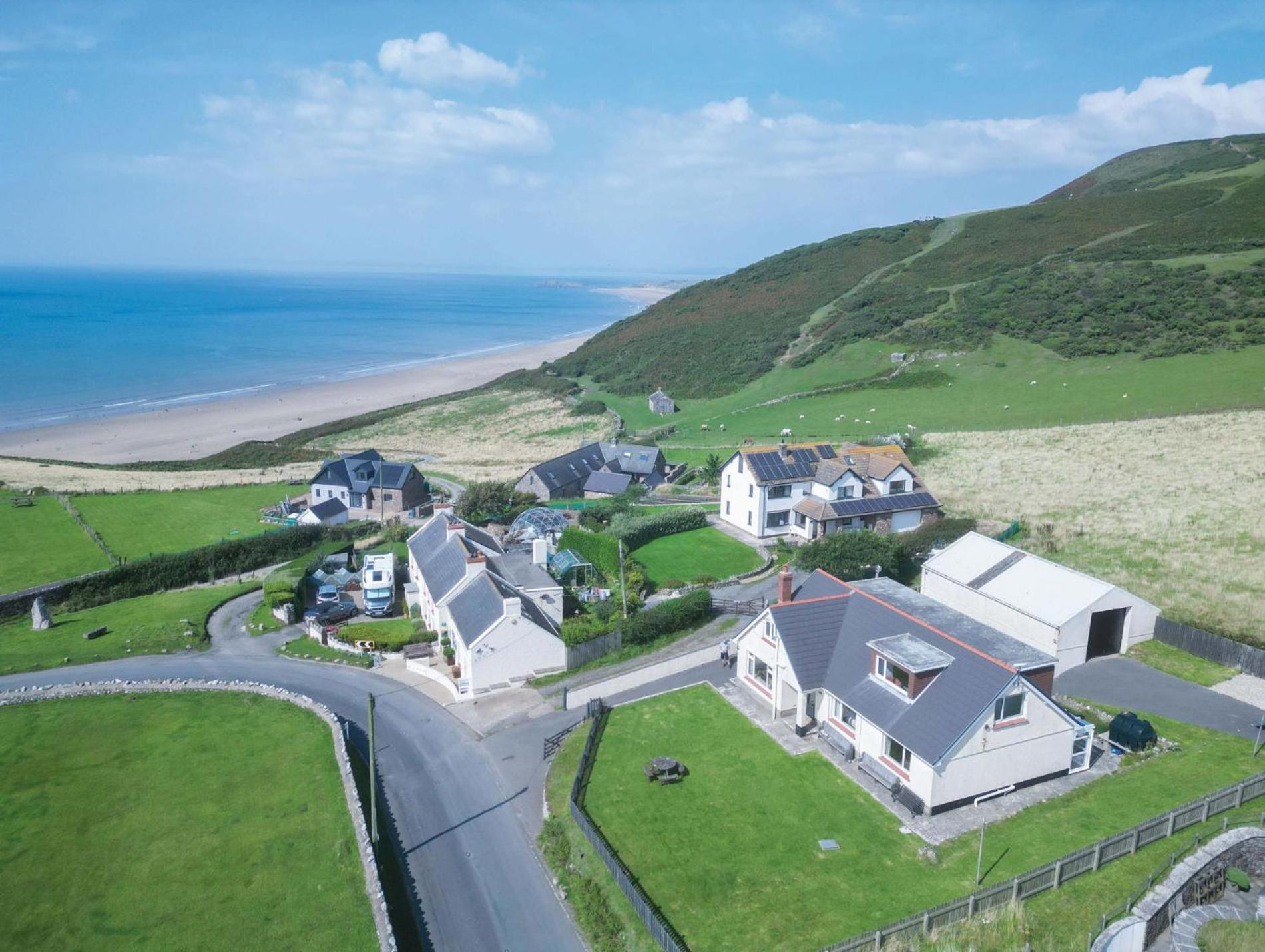 Carissima - 4 Bedroom House - Rhossili Extérieur photo